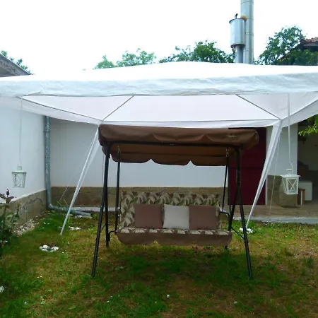 Valley Of Roses Bed & Breakfast 3*
