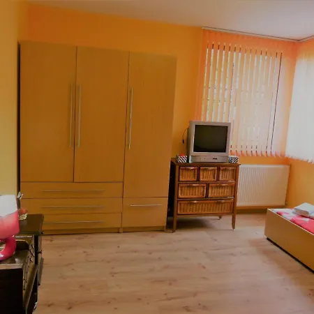 Valley Of Roses Bed & Breakfast 3*